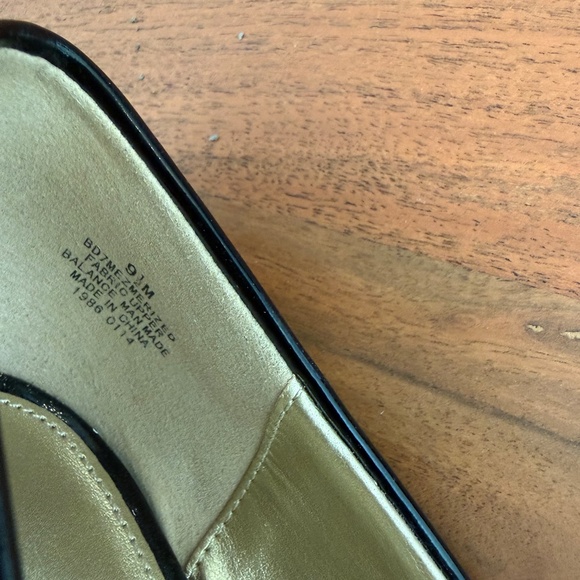 Bandolino Black and White Open Toe Pumps with Bow - Picture 6 of 6